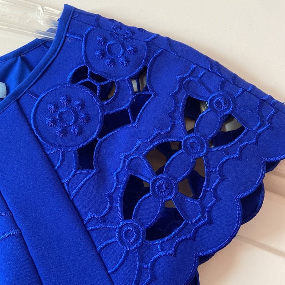 Women’s dress - Picture 3 of 7